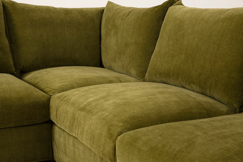 Canapé d'angle modèle 06 avec pouf